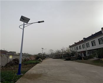 藍(lán)田縣熨斗村太陽(yáng)能路燈項(xiàng)目